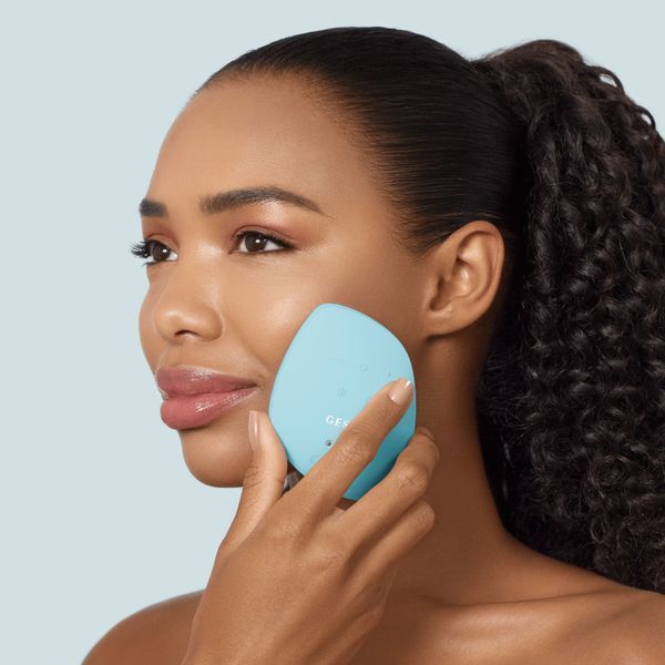 Ультразвуковая маска тепло и холод GESKE Sonic Warm & Cool Mask 9 в 1 turquoise HB0103 фото