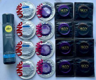 Набір з 16 штук Skyn, One + лубрикант pjur Basic Waterbased (100 мл) SOS4055 фото