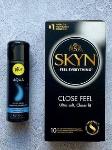 Комплект SKYN Close Feel 10 шт - Лубрикант pjur Aqua 30 мл SOS2651 фото
