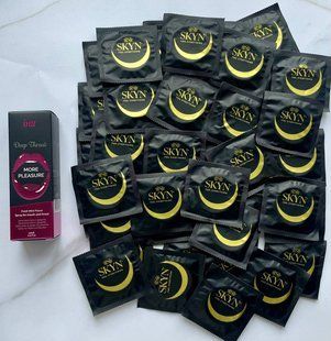 Комплект 40 шт Skyn ​​Original + Спрей Intt Deep Throat Oral Spray (12 мл) SOS2484 фото