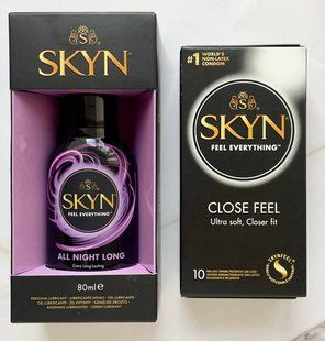 Набор Skyn Close Feel 10шт + Лубрикант Skyn All Night Long 80 мл SOS2083 фото